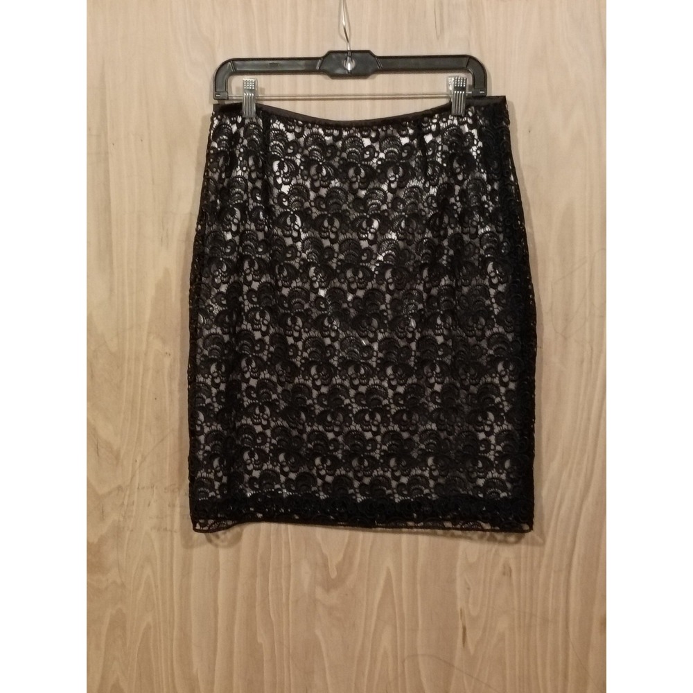Black Lace Overlay Fairy Goth Skirt‎ Women's Size 8 Gold Lining From Inside.